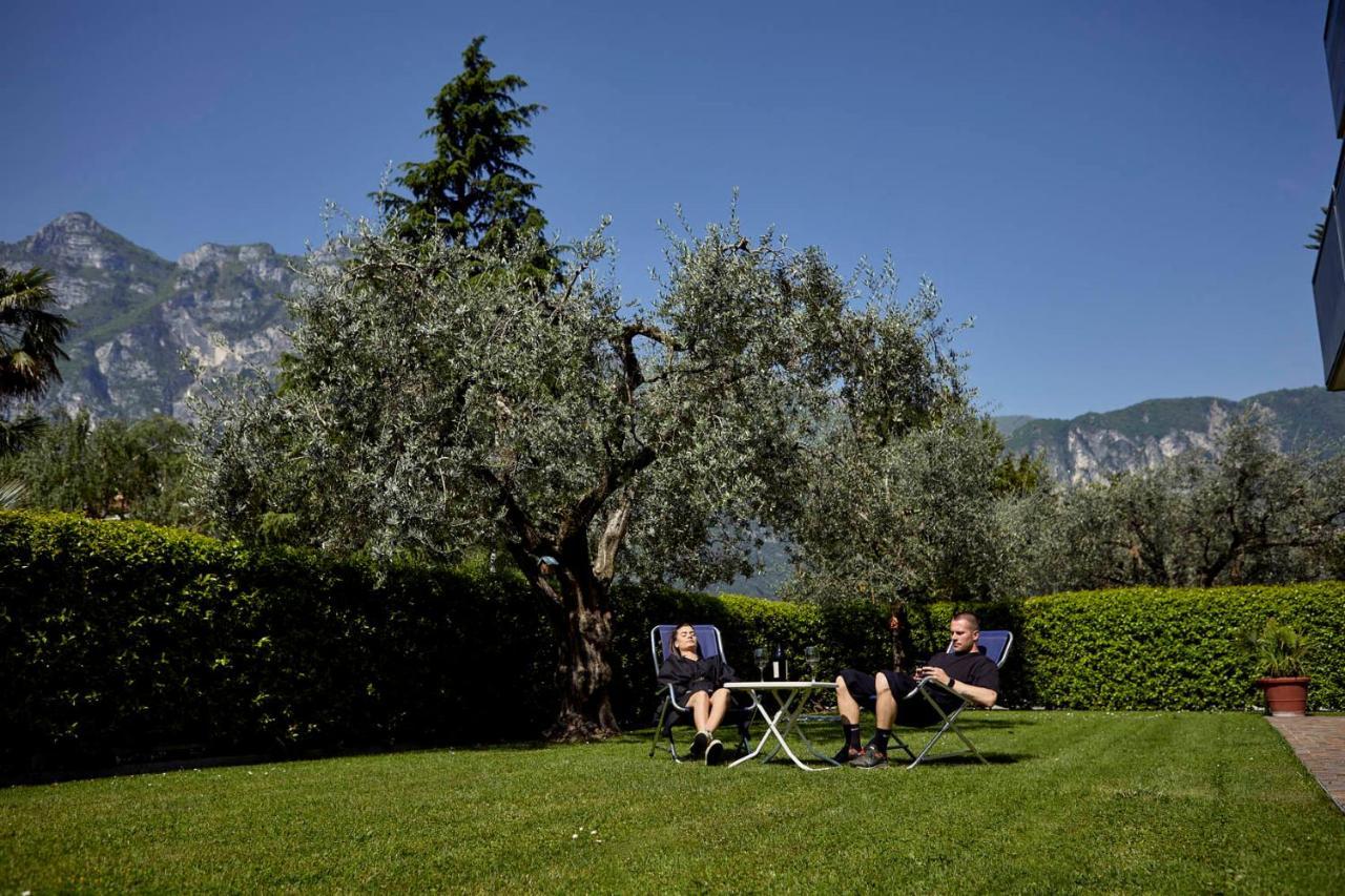 Appartamenti Sant'Alessandro Riva del Garda Bagian luar foto